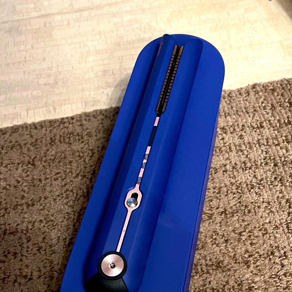 Dyson Corrale Flat Iron Limited Edition Blue